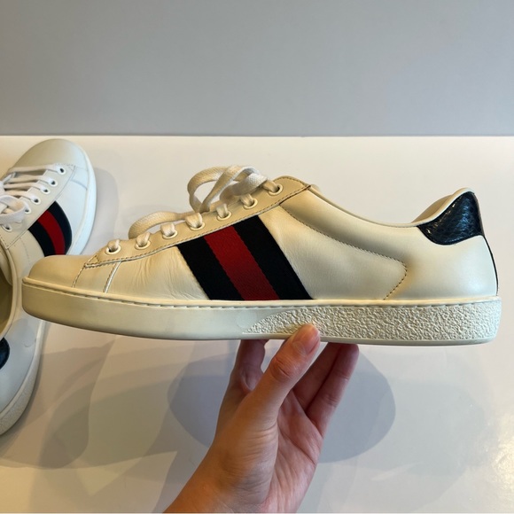 Gucci Ace Embroidered Low-Top Sneakers in White with Navy&Red - Men size US 9.5 - Picture 9 of 16
